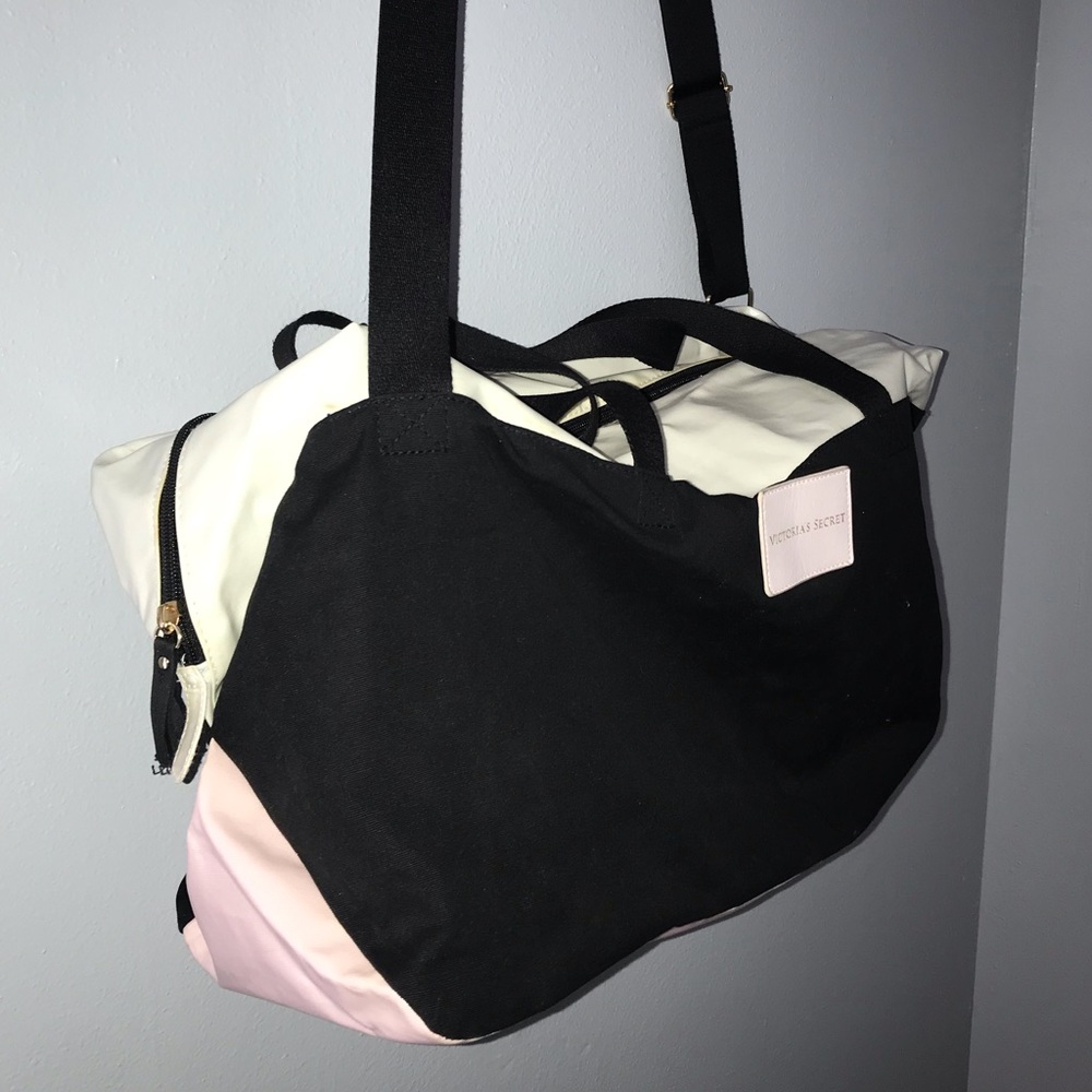 Victoria’s Secret Duffle Bag